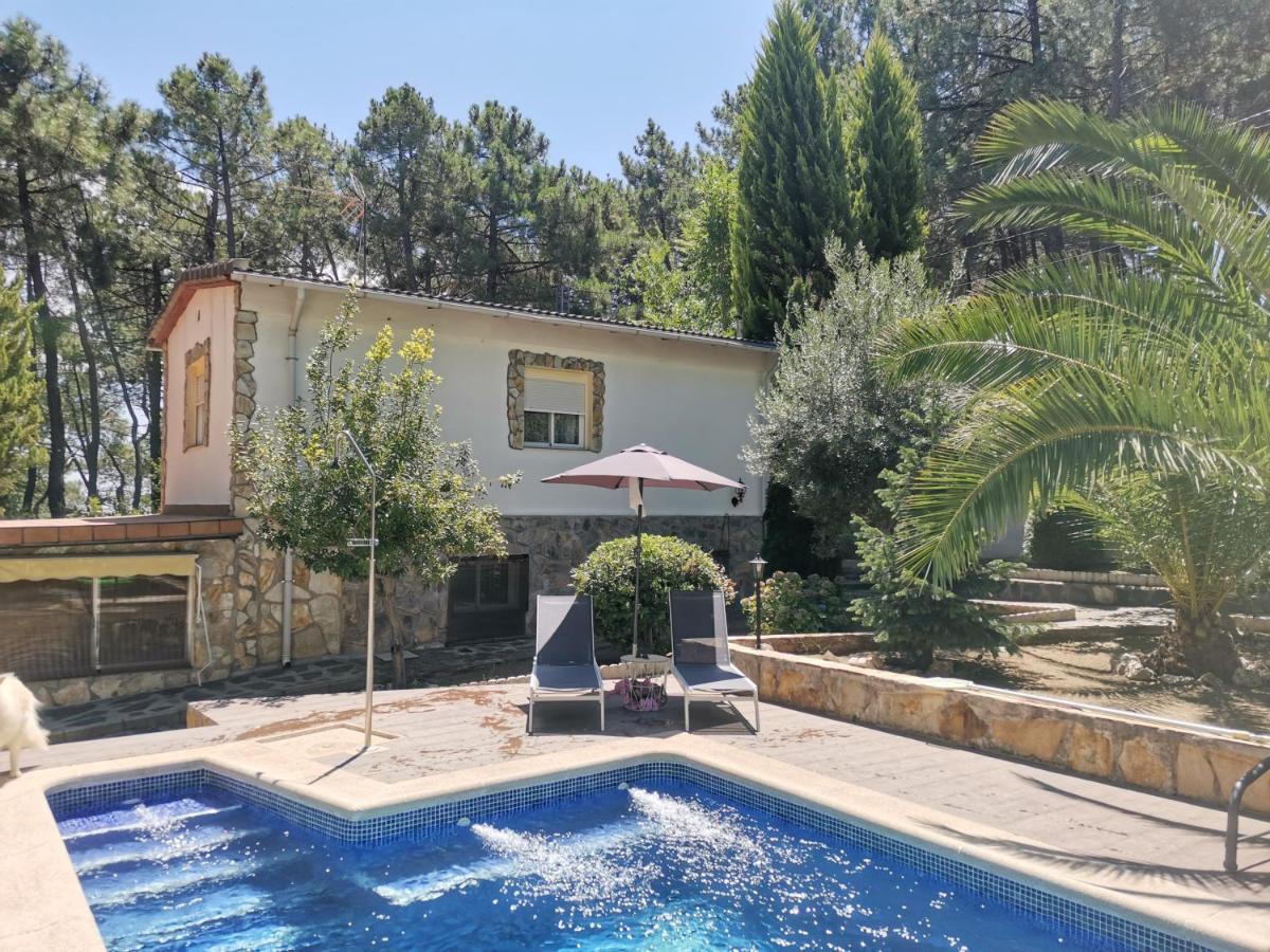 Bonita Casa En El Bosque - El Tiemblo Villa Екстериор снимка