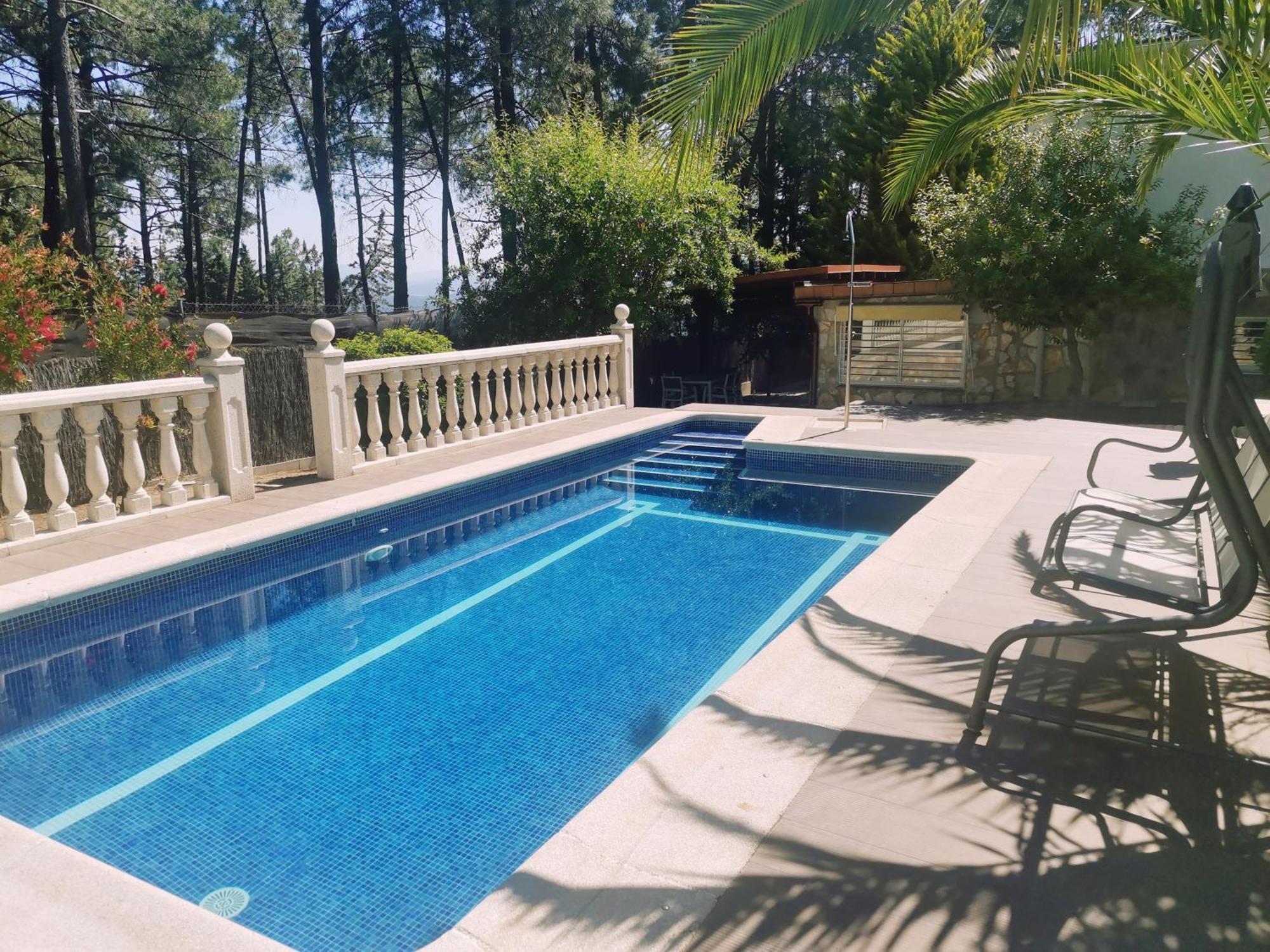 Bonita Casa En El Bosque - El Tiemblo Villa Екстериор снимка